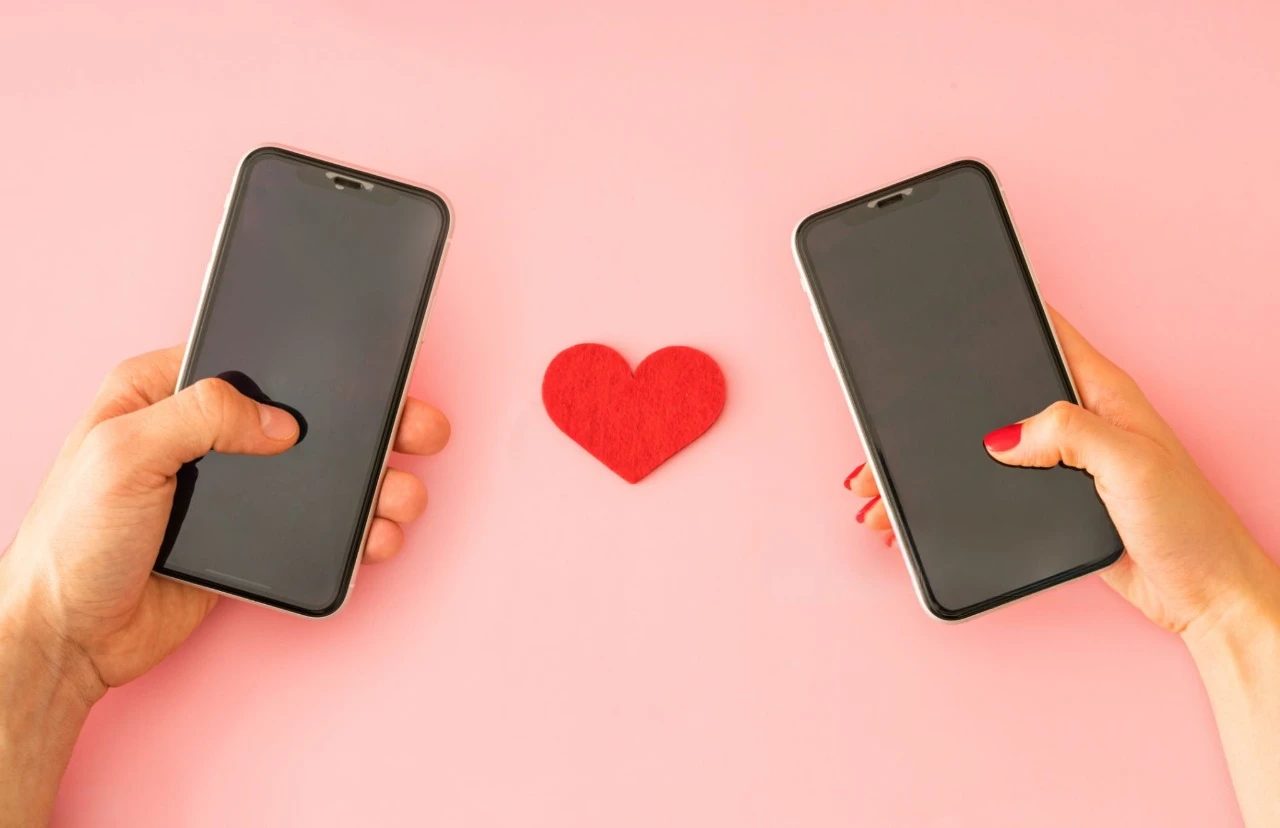 Aplicación de citas: Cómo destacar en OkCupid